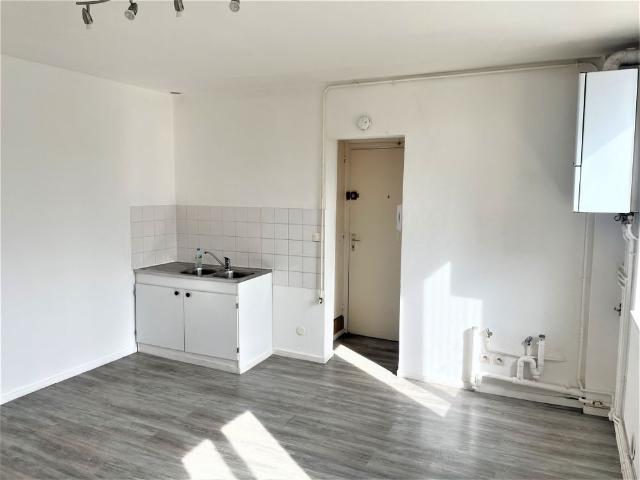 Location Appartement 1 pièce 36m² DEVILLE LES ROUEN 76250