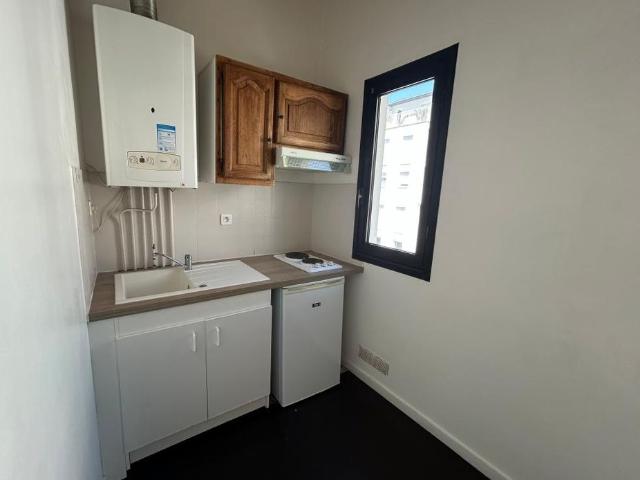 Location Appartement 1 pièce 36m² LA ROCHELLE 17000