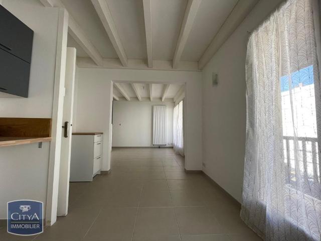 Location Appartement 1 pièce 36m² PERIGUEUX 24000