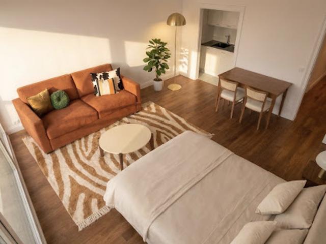 Location Appartement 1 pièce 37 m2 Paris 8ème