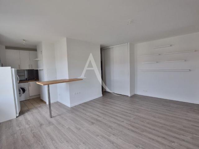 Location Appartement 1 pièce 37m²