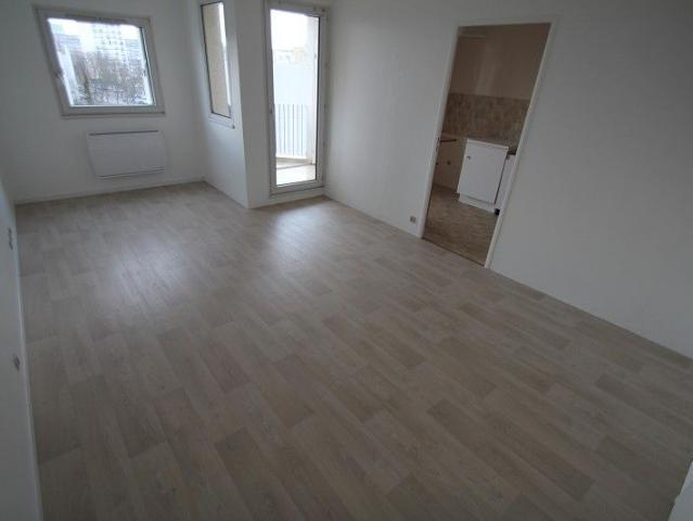 Location Appartement 1 pièce 37m²