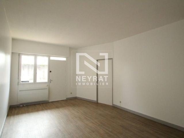 Location Appartement 1 pièce 37m² AUTUN 71400