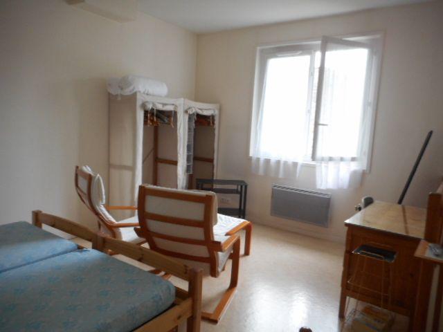 Location Appartement 1 pièce 37m² BORDEAUX 33800