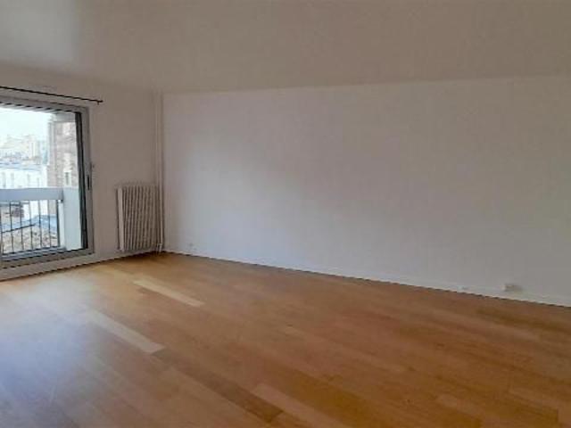Location Appartement 1 pièce 37m² PARIS 15ème