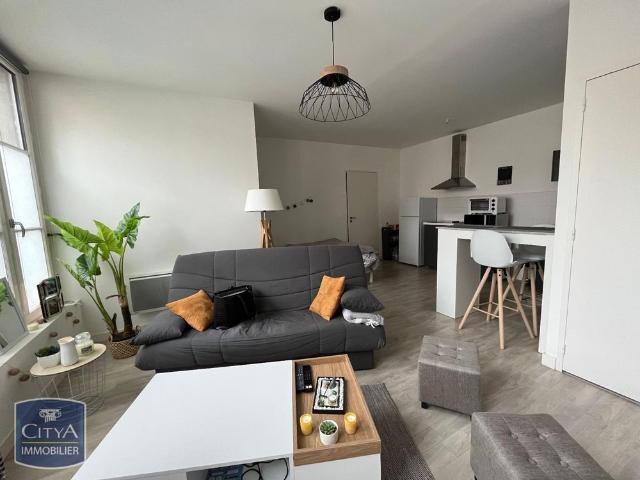 Location Appartement 1 pièce 37m² POITIERS 86000