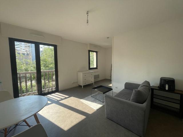 Location Appartement 1 pièce 37m² RENNES 35000