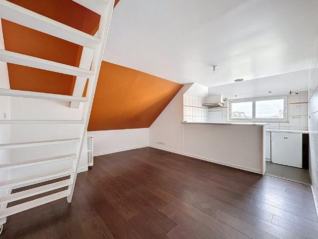 Location Appartement 1 pièce 37m² ST LO 50000