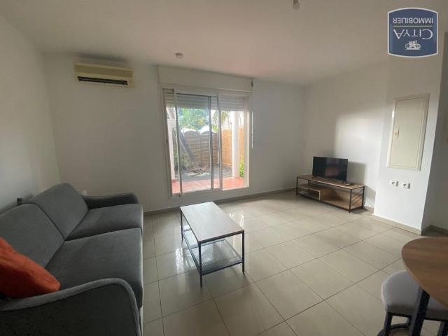 Location Appartement 1 pièce 37m² STE CLOTILDE 97490