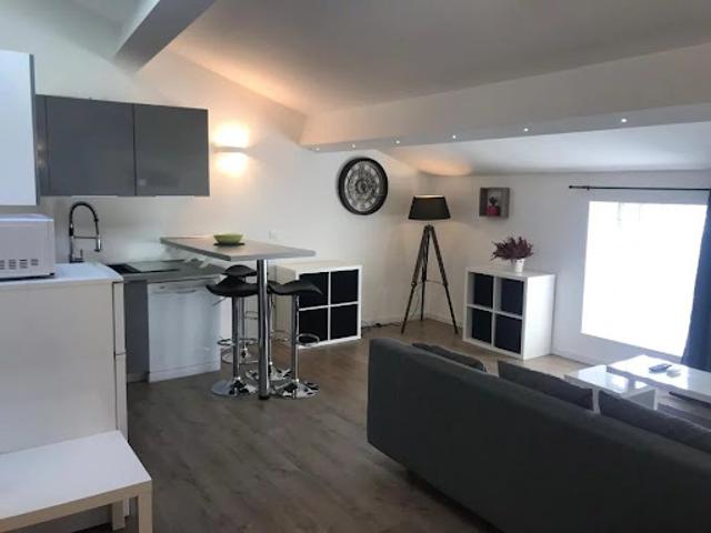 Location Appartement 1 pièce 38 m2 Cannes