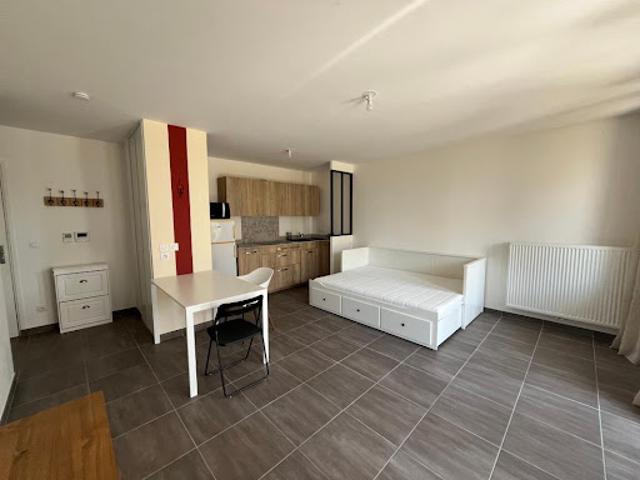 Location Appartement 1 pièce 38 m2 Lyon 9ème