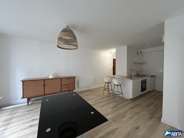 Location Appartement 1 pièce 38.74 m2 Saint Malo
