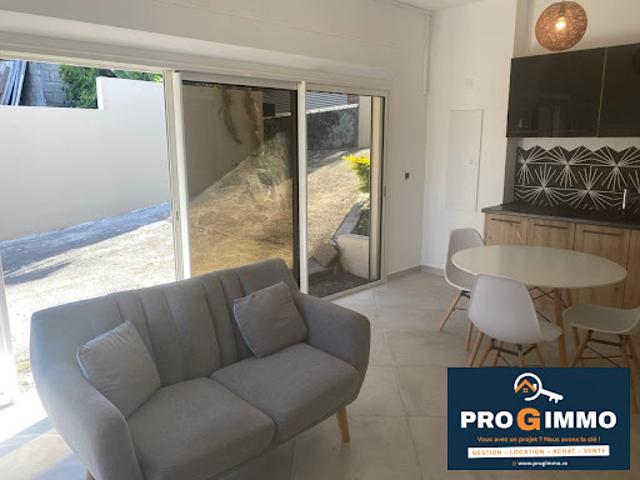 Location Appartement 1 pièce 38.75 m2 Saint joseph