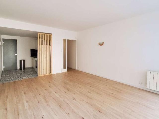 Location Appartement 1 pièce 38m²
