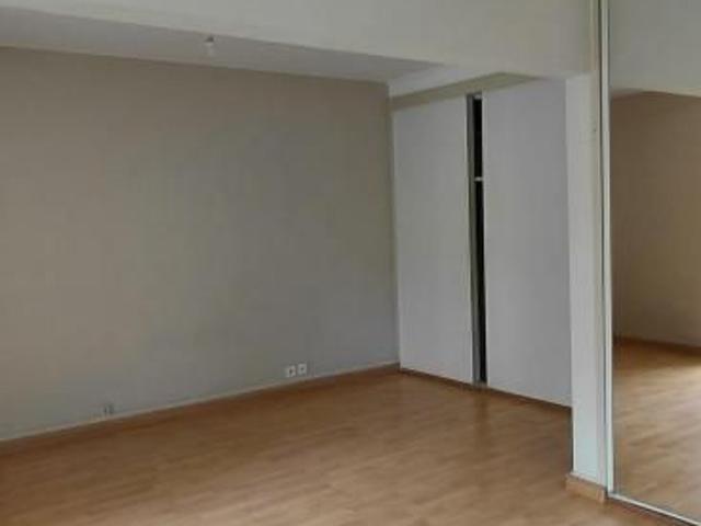 Location Appartement 1 pièce 38m² ANGERS 49100