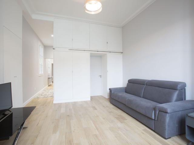 Location Appartement 1 pièce 38m² PARIS 16ème