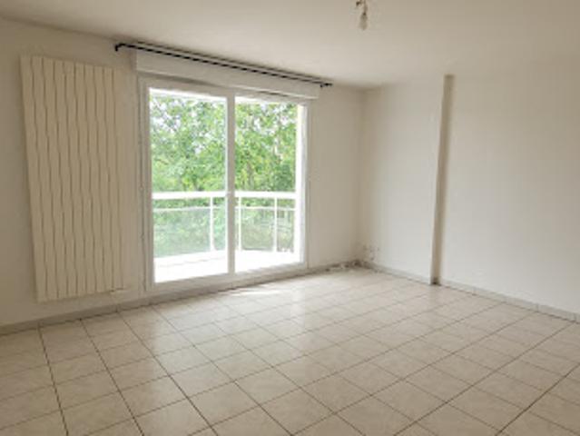 Location Appartement 1 pièce 39 m2 Dijon