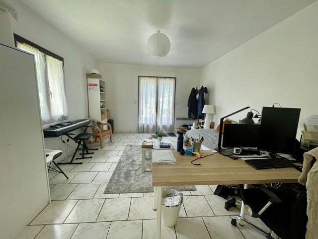 Location Appartement 1 pièce 39m²