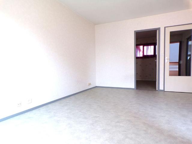 Location Appartement 1 pièce 39m²
