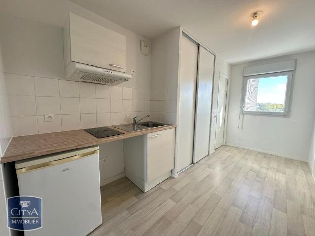 Location Appartement 1 pièce 39m² TOURS 37000