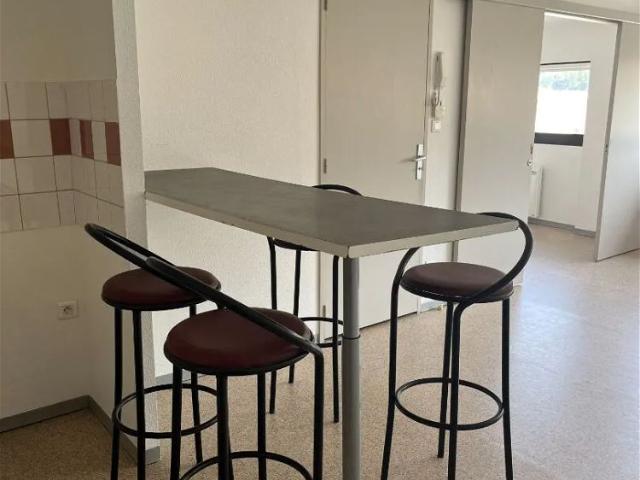 Location appartement 1 pièce 39m² à Foix 09000