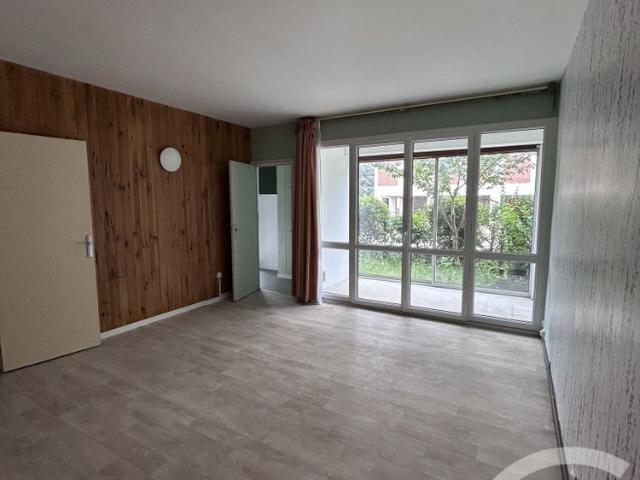 Location Appartement 1 pièce 39m² AVON 77210