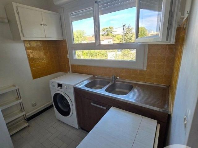 Location Appartement 1 pièce 39m² MONTPELLIER 34090