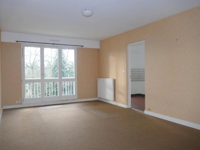Location Appartement 1 pièce 39m² ST BRIEUC 22000