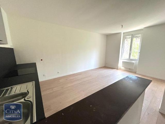 Location Appartement 1 pièce 39m² ST ETIENNE 42000