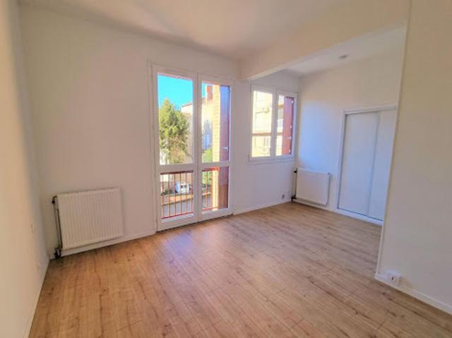 Location Appartement 1 pièce 30 m2 Albi