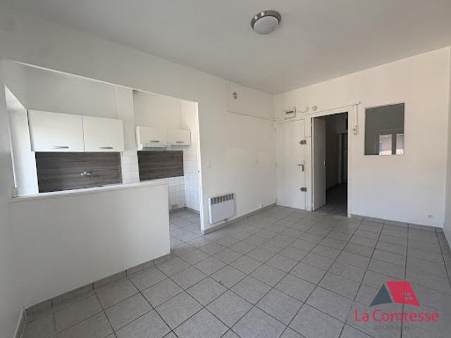 Location Appartement 1 pièce 30.53 m2 Aubagne