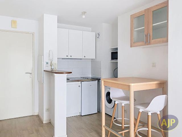 Location Appartement 1 pièce 30.5 m2 Cholet