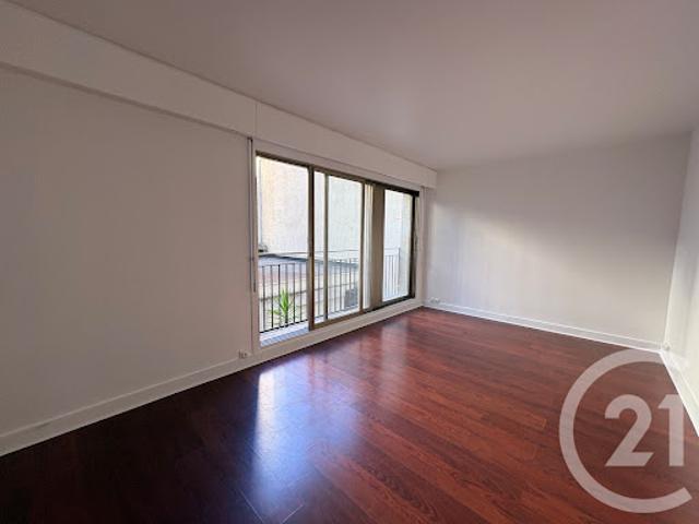 Location Appartement 1 pièce 30.69 m2 Paris 16ème