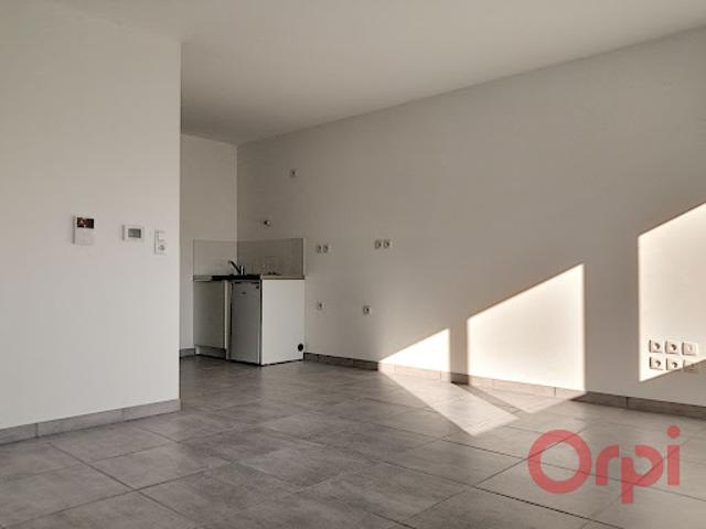 Location Appartement 1 pièce 30.75 m2 Perpignan