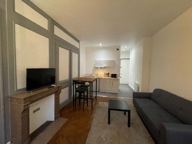Location Appartement 1 pièce 30m²