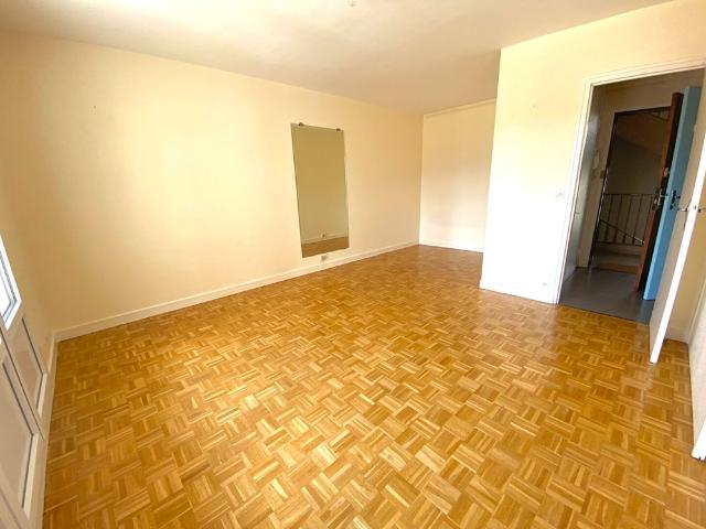 Location Appartement 1 pièce 30m²