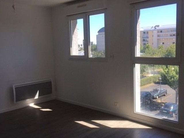Location Appartement 1 pièce 30m²