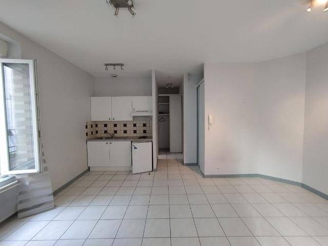 Location Appartement 1 pièce 30m²