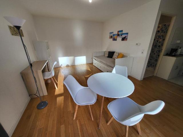 Location Appartement 1 pièce 30m²