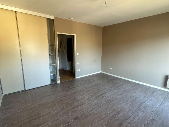 Location Appartement 1 pièce 30m²