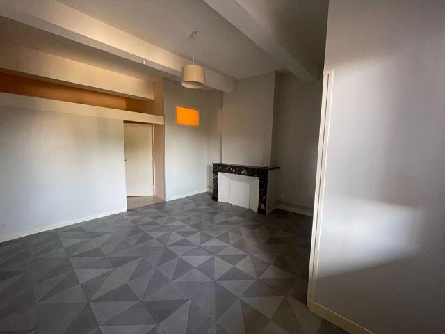 Location Appartement 1 pièce 30m²