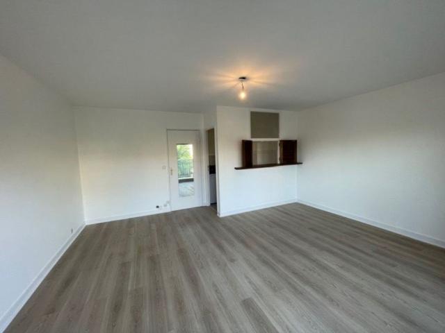 Location Appartement 1 pièce 30m²