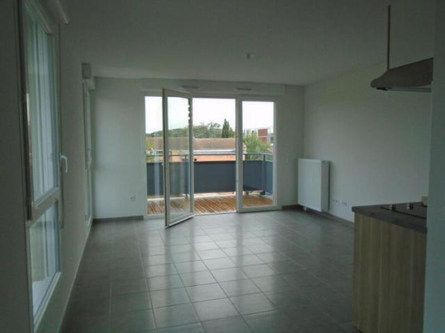 Location Appartement 1 pièce 30m² TOULOUSE 31200