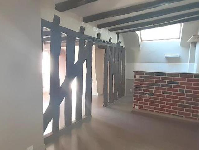 Location Appartement 1 pièce 30m² TOURS 37000