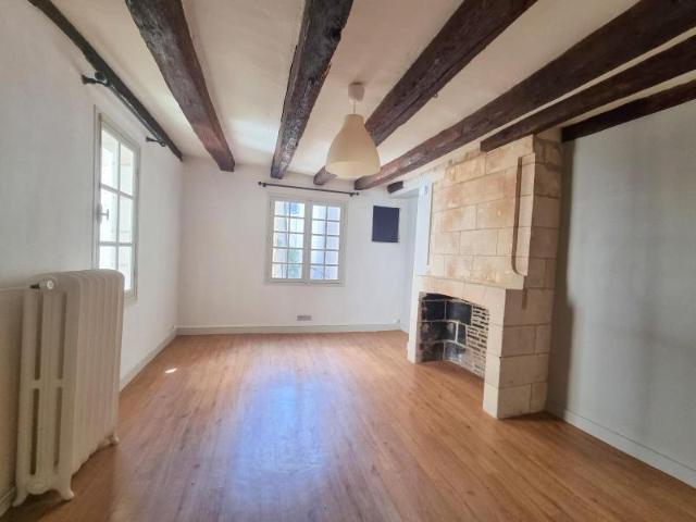 Location Appartement 1 pièce 30m² TOURS 37000