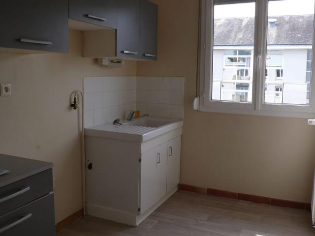 Location Appartement 1 pièce 30m² TOURS 37000