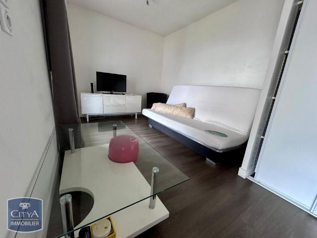 Location Appartement 1 pièce 30m² TOURS 37000