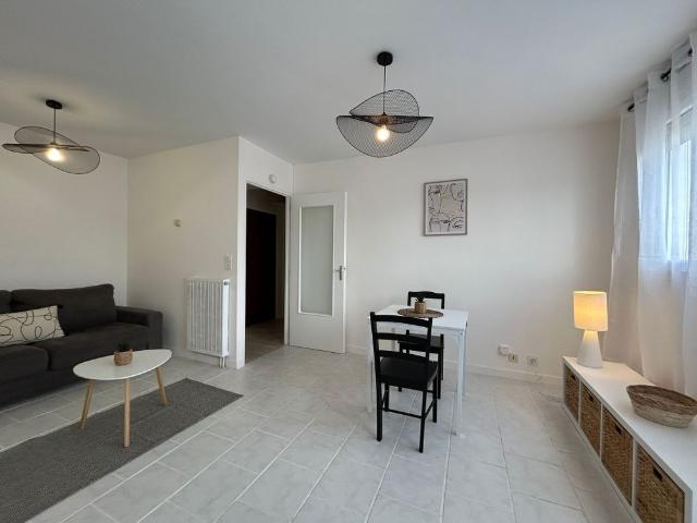 Location Appartement 1 pièce 30m² TROYES 10000