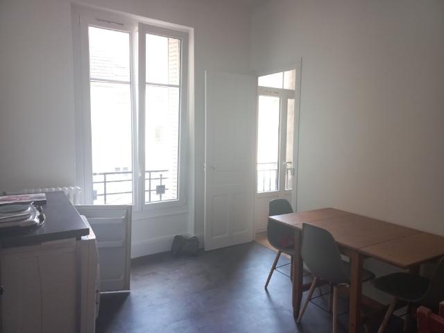 Location Appartement 1 pièce 30m² VICHY 03200