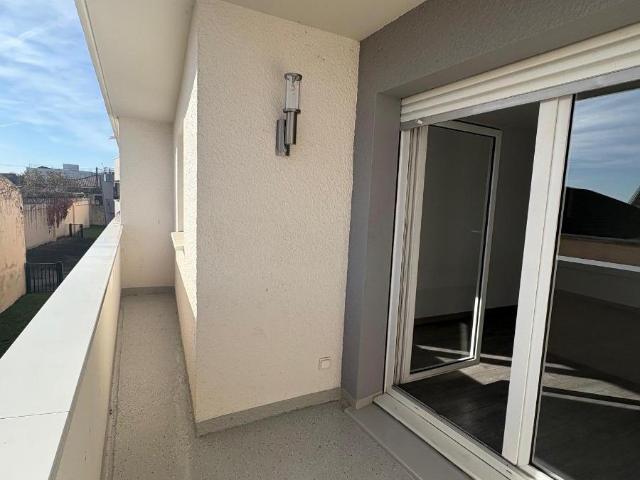 Location Appartement 1 pièce 30m² BORDEAUX 33000
